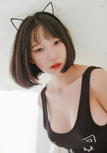 朴银狐妻子的职业