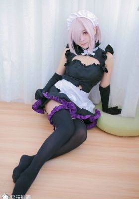 《堕落女教师》在线观看