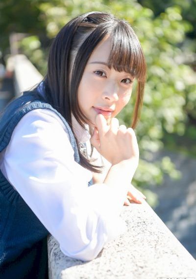 女大学沙龙