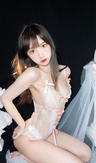 欧美大尺度吃奶做爰