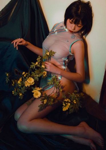 在线观看善良的嫂子